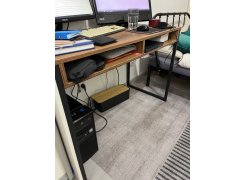 Письменный стол Леон Лофт дуб делано светлый / белый матовый фото покупателя 2