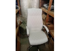 Компьютерное кресло Monte белое фото покупателя 11