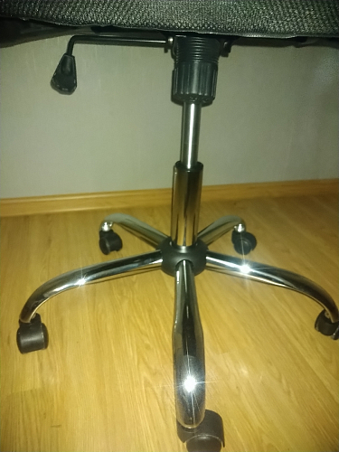 Компьютерное кресло ARANO черное фото покупателя 25