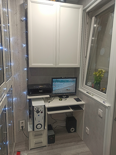 Стол компьютерный Джаз-24 правый белый фото покупателя 83