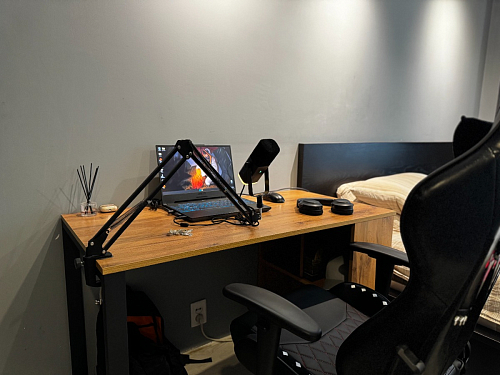 Письменный стол Битти Лофт 116х60х75 креатель / черный матовый фото покупателя 148